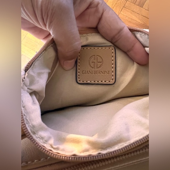 Giani Bernini Straw North South Crossbody - Picture 7 of 10